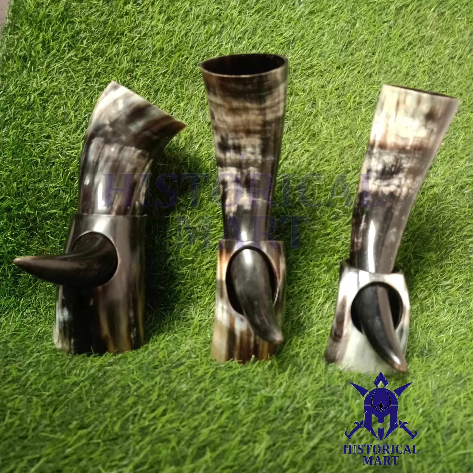 Set of 4 Handmade Medieval Viking Horn Mugs with Stand – Authentic Ox Horn Beer, Wine Goblets & Tankards – Perfect for Mead, Ale & Festive Celebrations – Renaissance Viking Drinking Horn Set